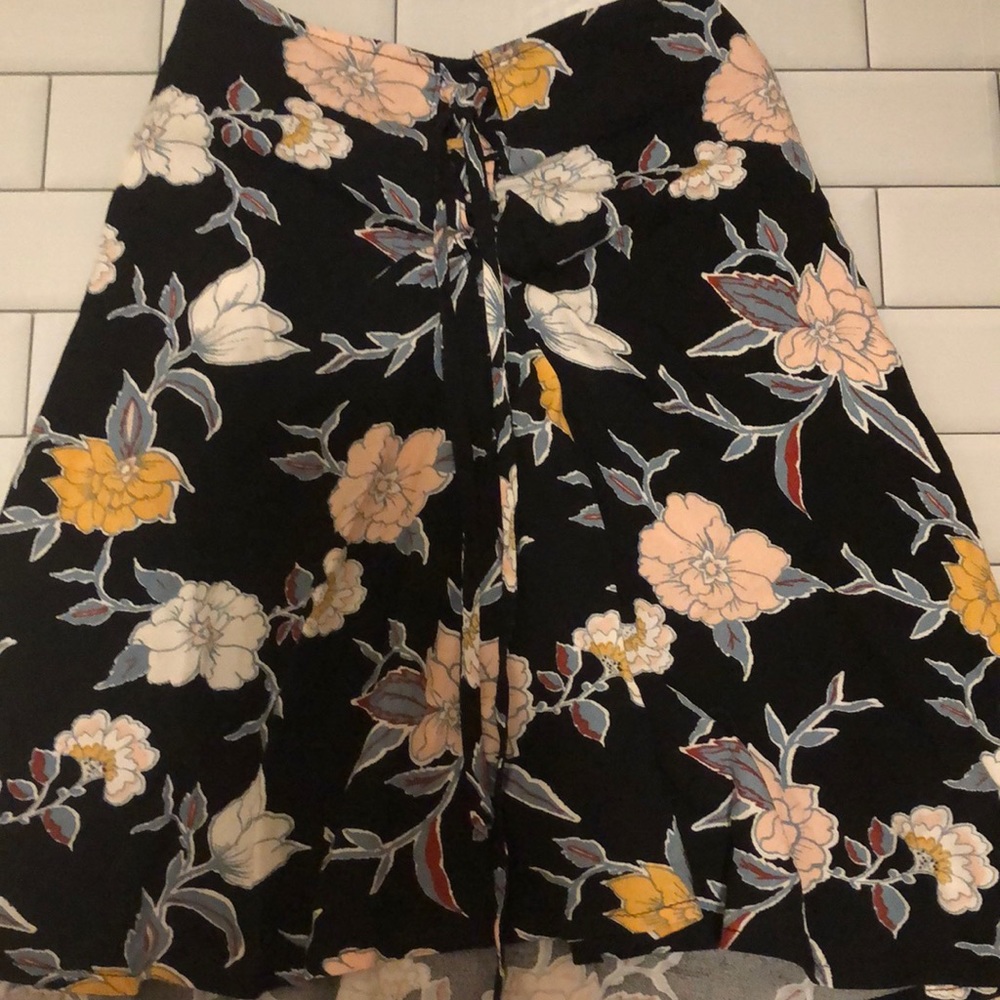 Kendall&Kylie Floral Skirt